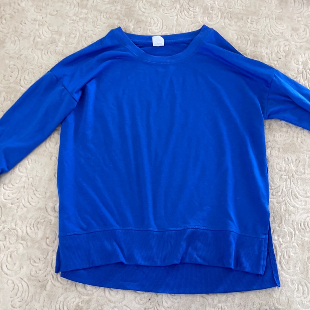 Blue active shirt